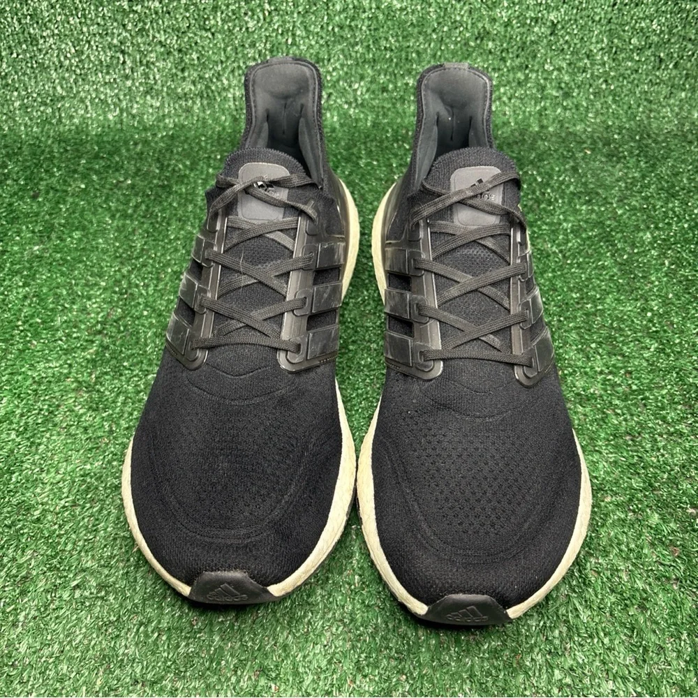 Adidas UltraBoost 21 Men Size 12 Core Black White Athletic Sneakers Shoes FY0378